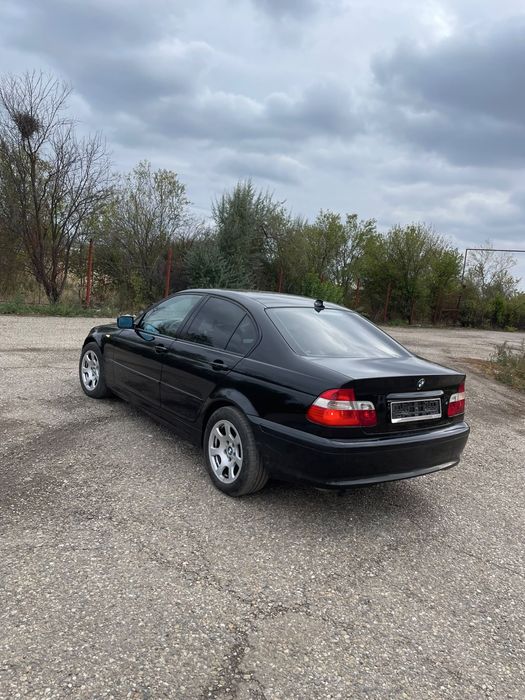BMW Seria 3 2004 — imagine 2