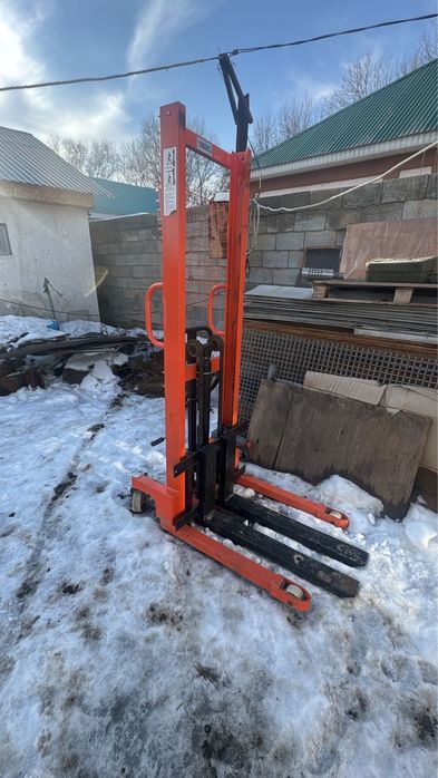 Штабелер 1 тонна