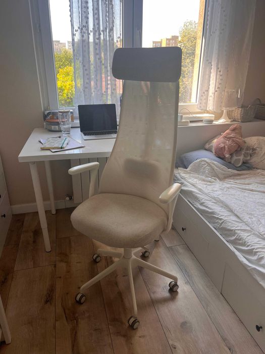 Scaun Birou rotativ cu brațe, IKEA JÄRVFJÄLLET