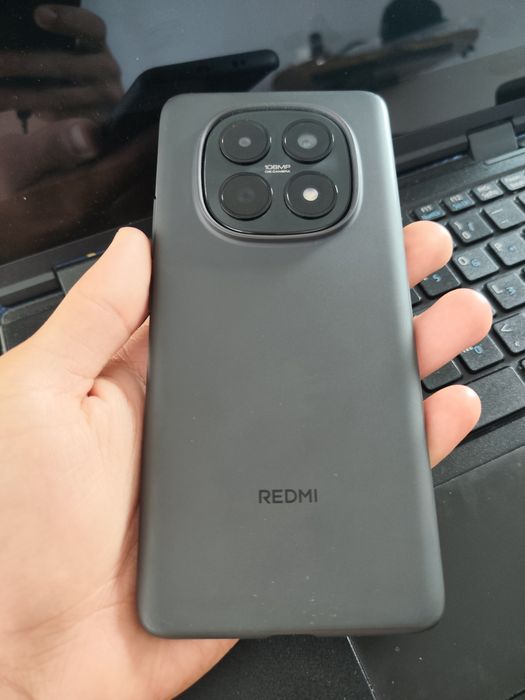 Vând Xiaomi Redmi Note 15 5G Negru nou la cutie