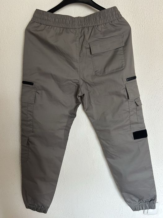 Карго панталон на Bershka