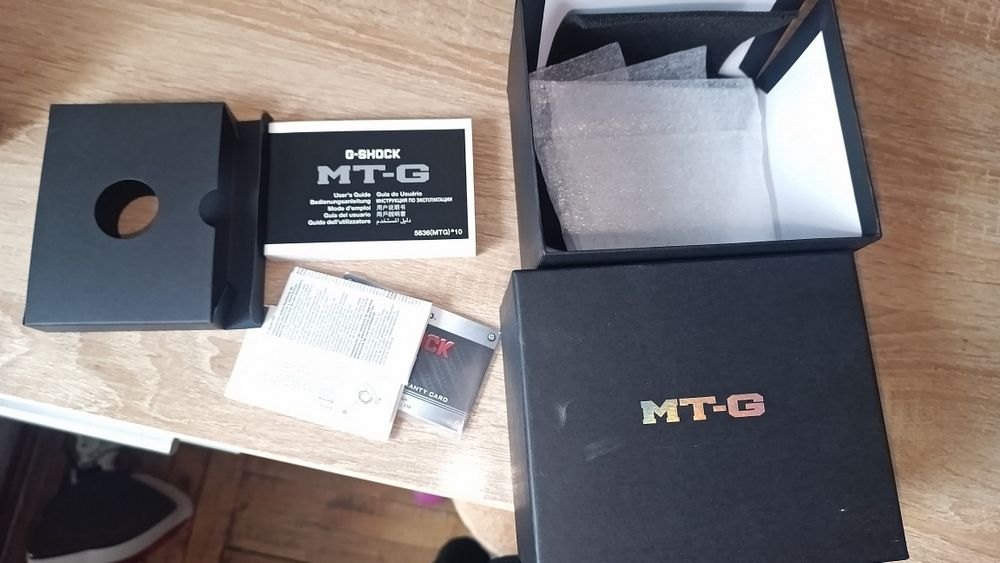 Cutie ceas Ceas G-Shock Limited Illumination City
MTG-B2000YR-1AER