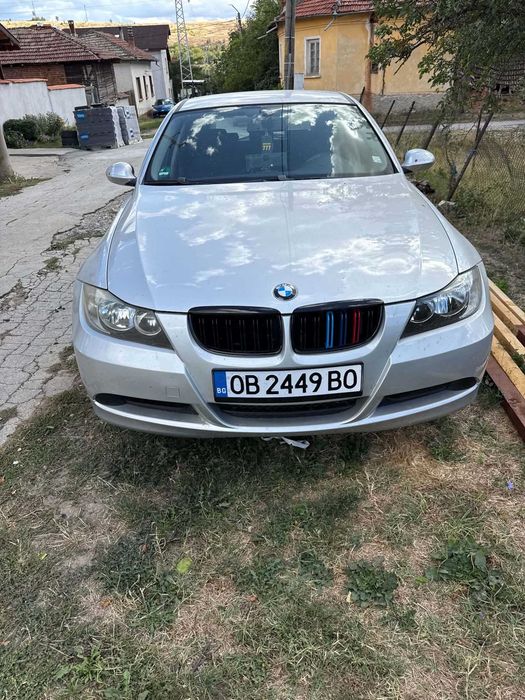 Продавам BMW-320