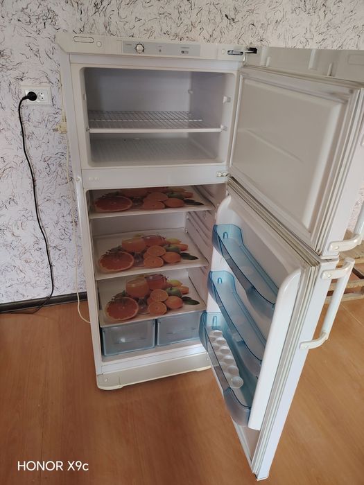 Холодильник бирюса