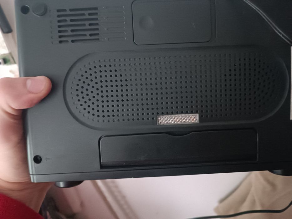 Radio suspendabil slim iluminat ambiental