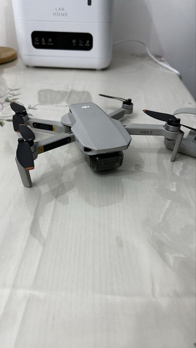 Продам дрон dji mini 2