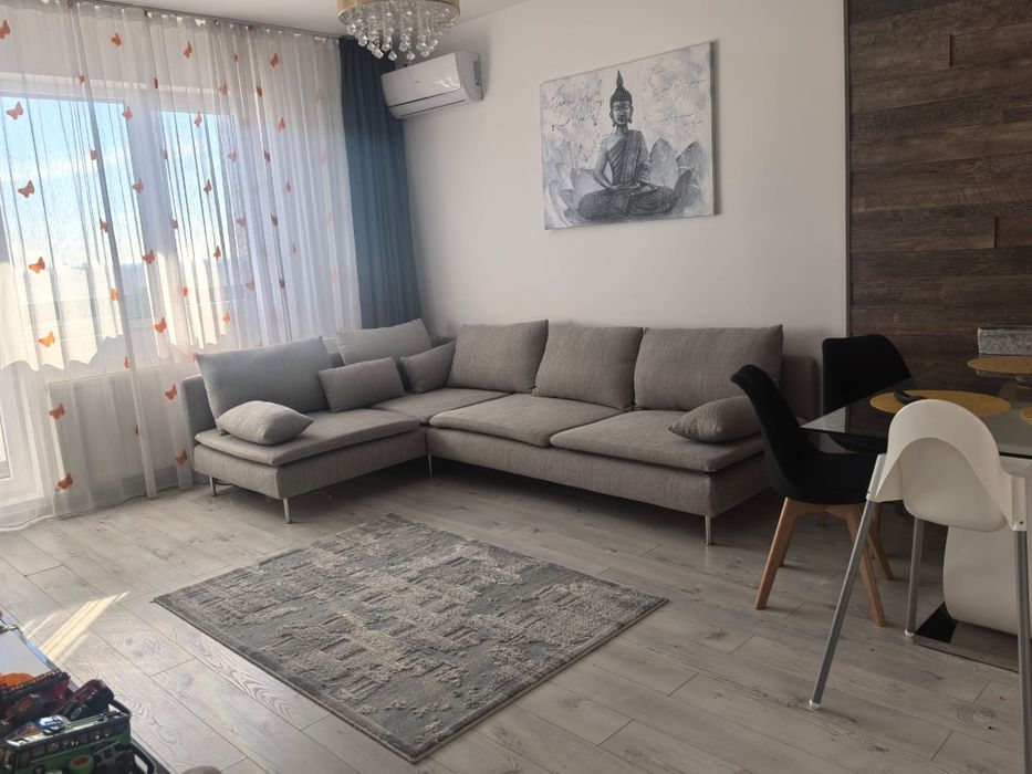 Inchiriez apartament 3 camere