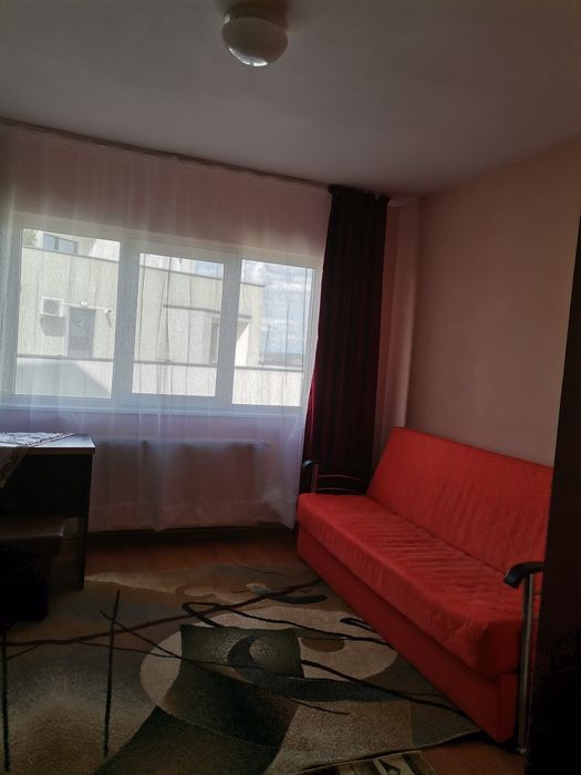 Inchiriez Garsoniera , str Calea Turzii