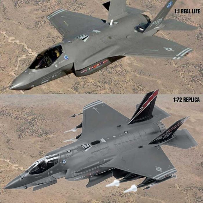 Macheta avion metalica F-35I Lightning II scara 1:72 22cm