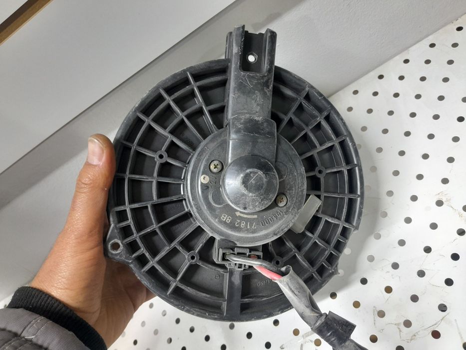 Моторчик печки и реостат (Лексус)