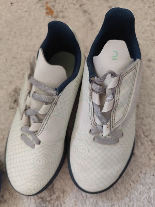 Adidași fotbal mărime 30-31