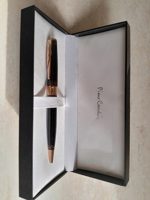 Химикалка, "Pierre Cardin"