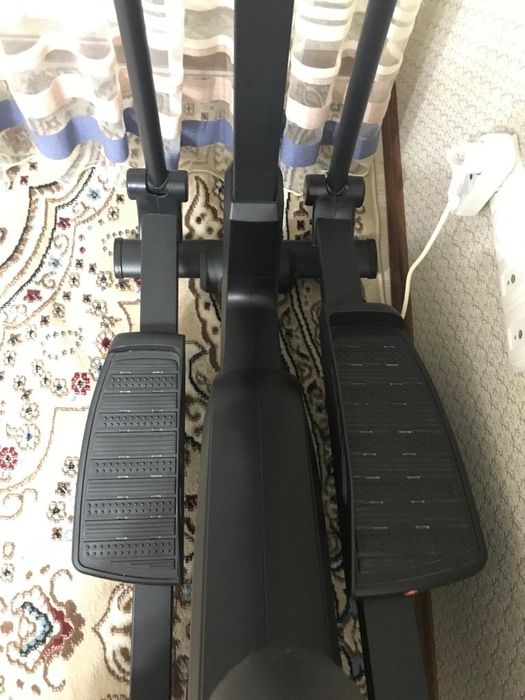 Эллептический тренажёр