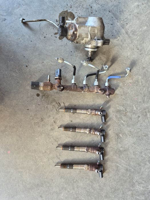 Injectoare ford transit 2.0tdci cod GK2Q9K546AD 130 CP euro 6 an 2018