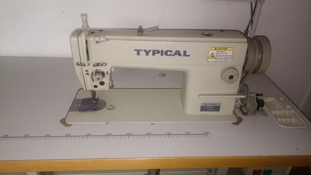 Швейная машинка Тупикал Оригинал шьет работает отлично 100%