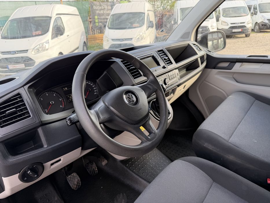 Volkswagen Transporter T6 Autoutilitară 2016 2.0TDI *TVA Inclus/Deductibil*