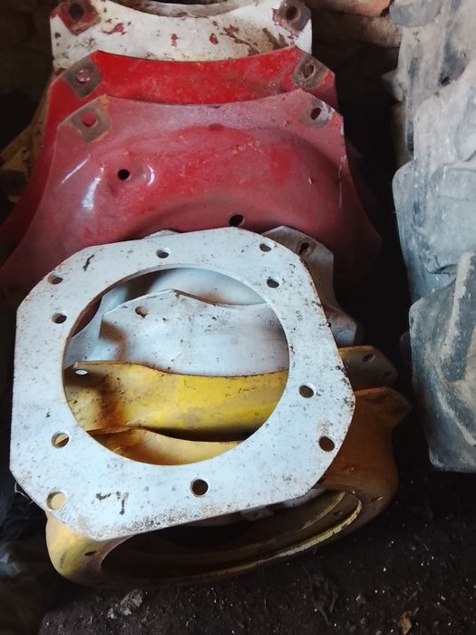 Steluțe roti tractor