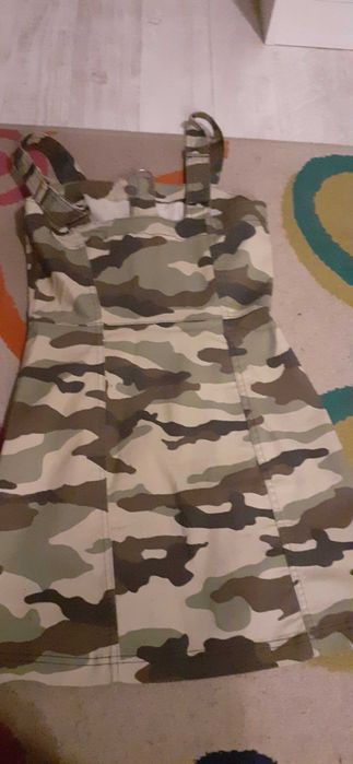 Rochie camuflaj H&M, mas 36 (S), noua