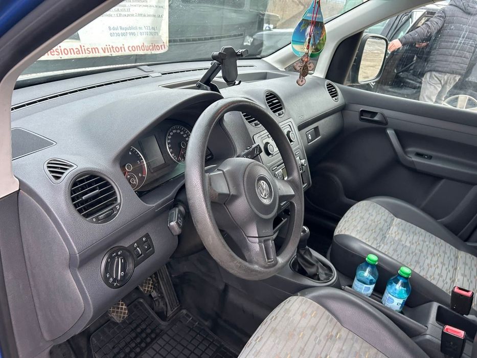 VOLKSWAGEN Caddy 2011 — imagine 5