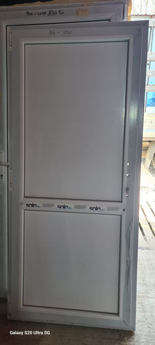 Usi termopan pvc.