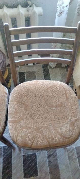 Отдам даром стулья