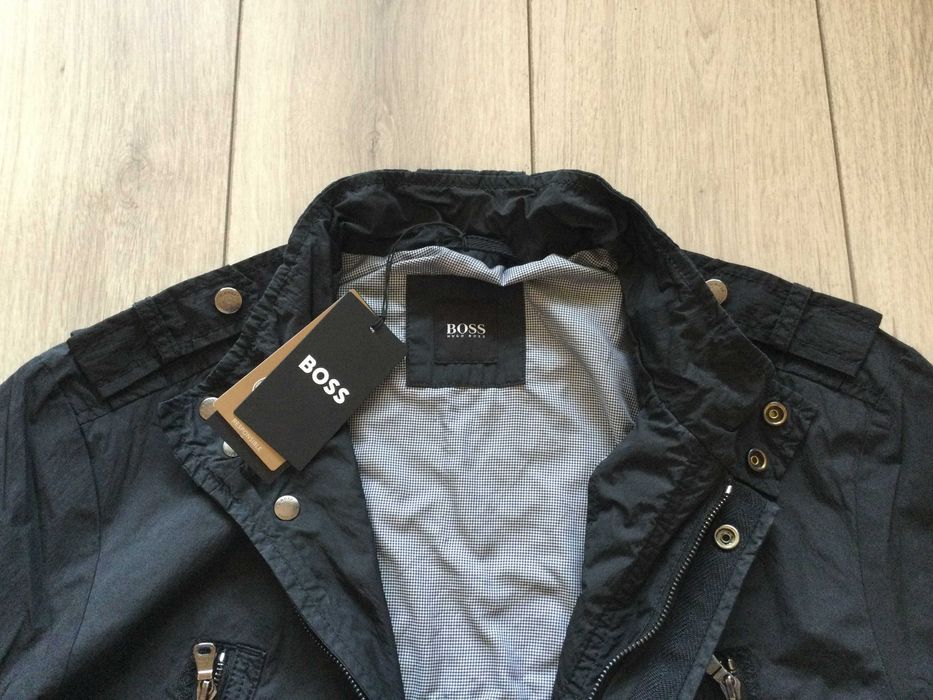 НОВО оригинално черно пролетно - есенно яке HUGO BOSS размер 54 / XL