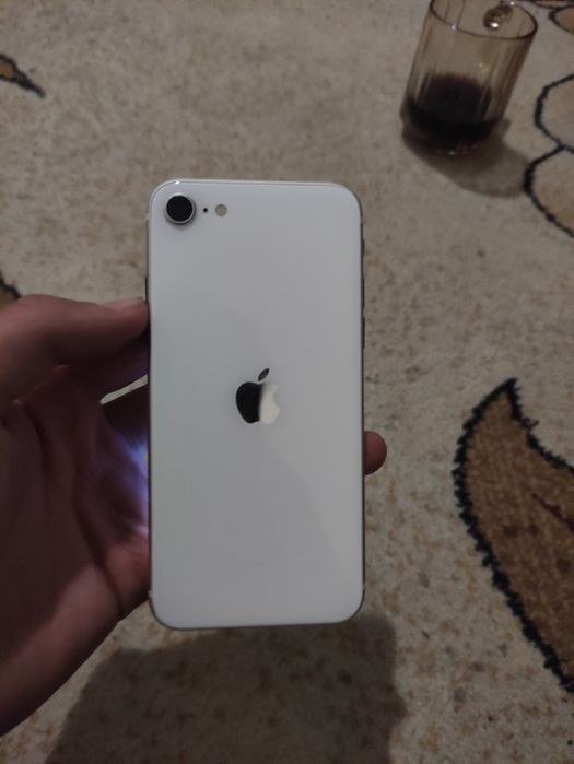 Айфон SE Сост норм