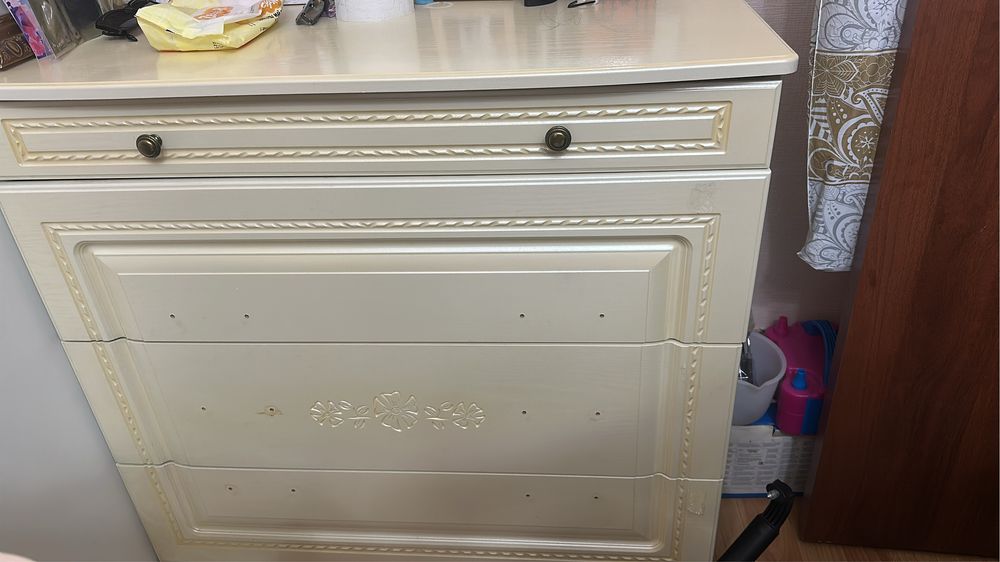 Спальный гарнитур