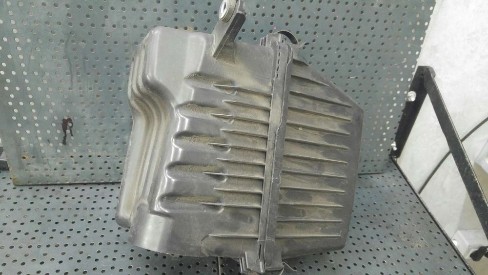 Carcasa filtru aer 2.2 crdi hyundai santa fe 2 cm 281102b200c03