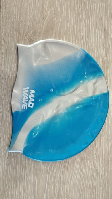 Шапочки для бассейна