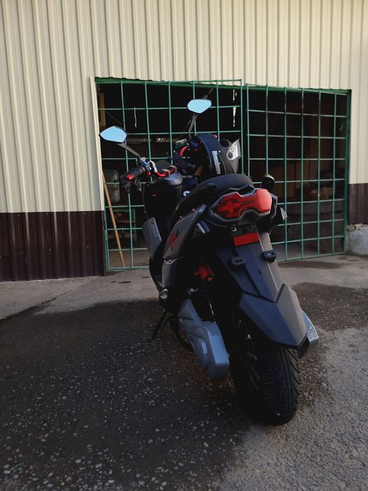 Electro Skuter 1 oy xaydalgan yurgani 1045m obmen iphone 15 proga  obm