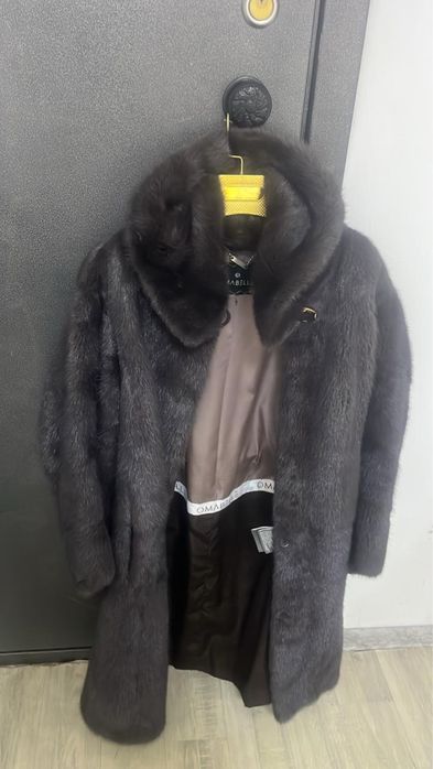 Продам шубу 48-50