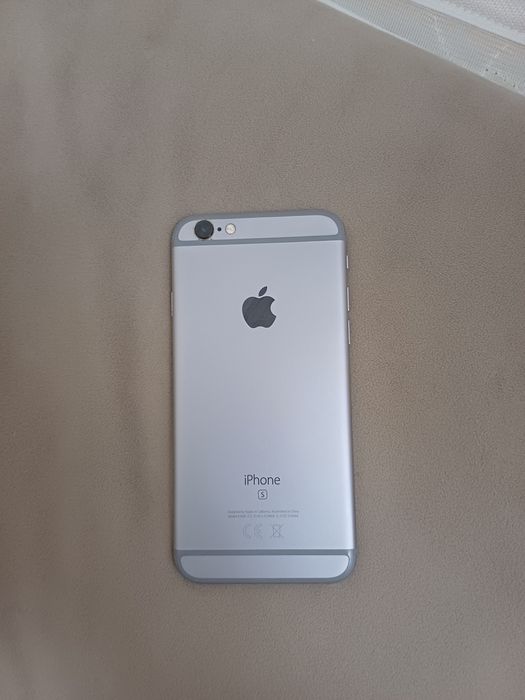 Продам айфон 6s .