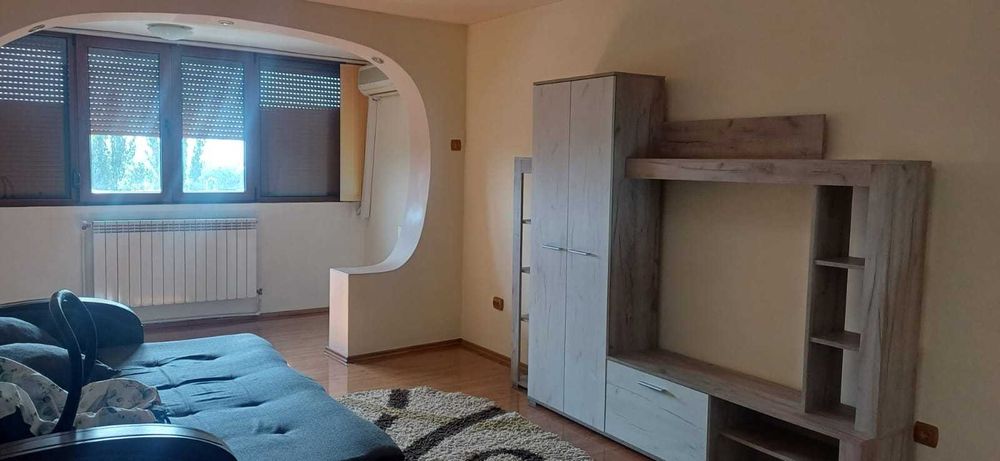 inchiriez apartament
