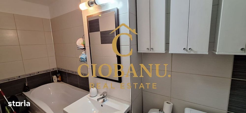 Apartament etaj 3/8 decomandat zona 1 Mai-Sara de vanzare