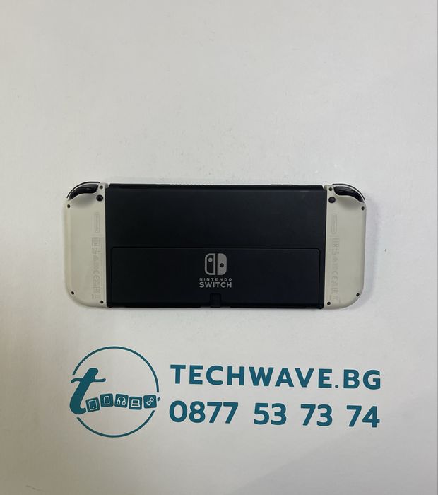 Nintendo Switch OLED с 64GB SD карта