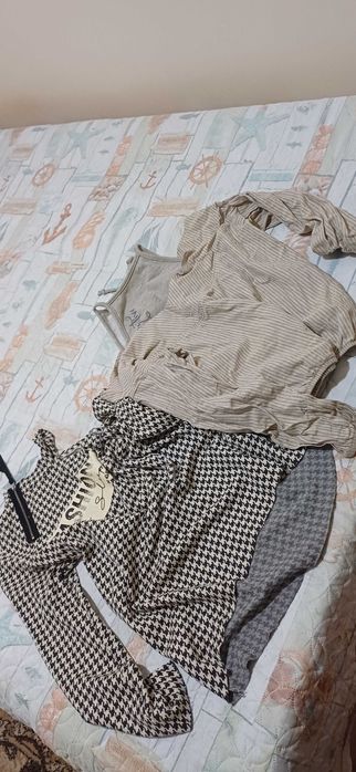 Дамски блузи на N-egative