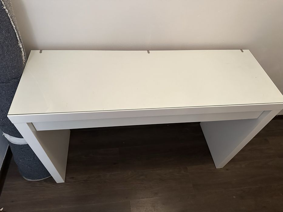 Тоалетна маса ikea