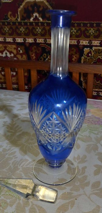 Продам хрустальные графины