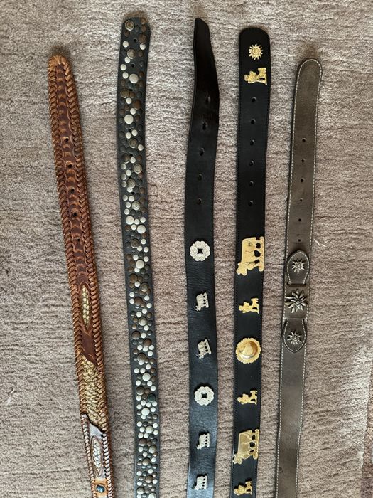 Curele din piele  cu accesorii metalice