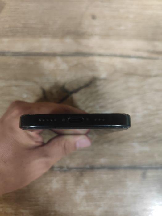 iPhone 16 pro 128 gb