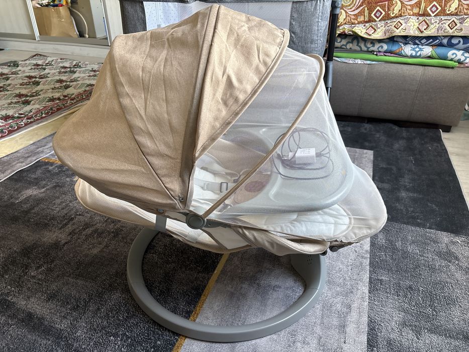 Детская кроватка и колыбель