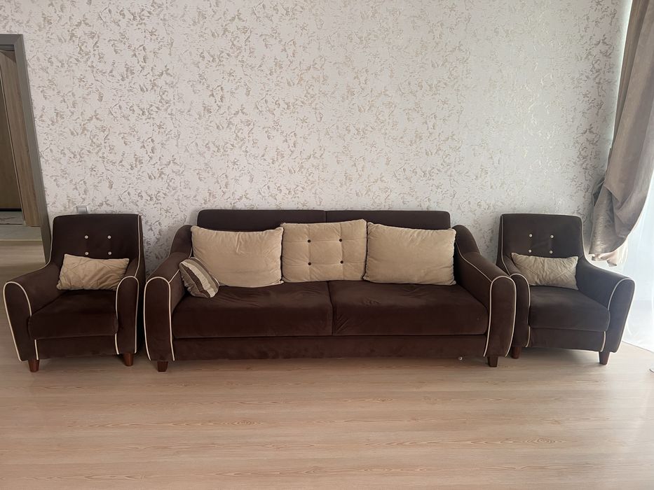 Продам диван с креслом