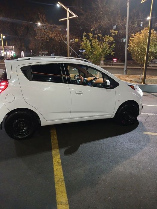 Spark Автомат коробка 2011 год Пробег 262000км