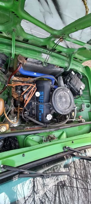 vaz 2103 sotiladi 9 500 min soʻm