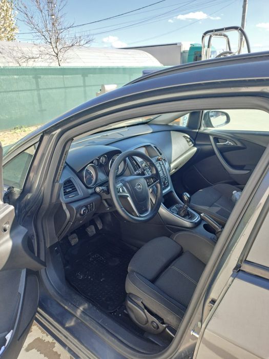 Proprietar Vand Opel Astra J 2016 1.6D Euro 5