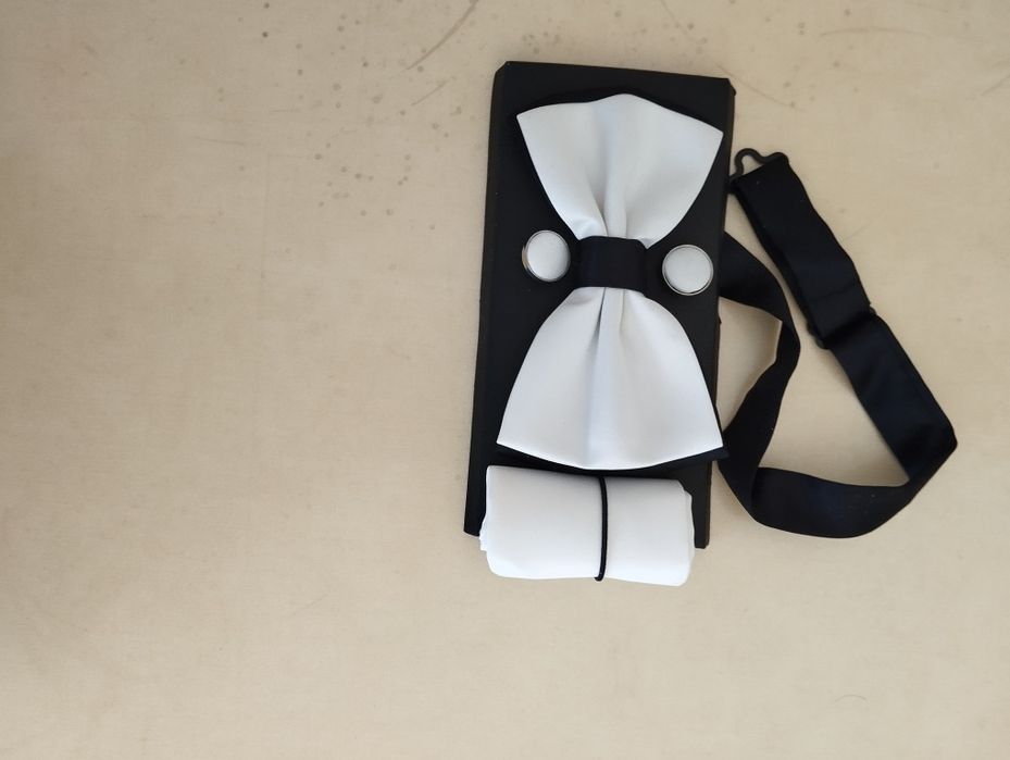 Галстуки бабочки новые