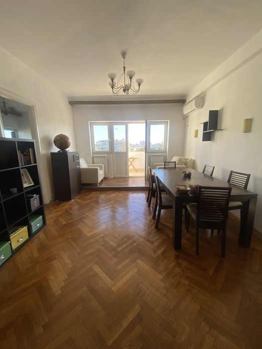 Inchisriez camera in aprtament Piata Romana