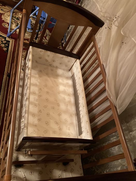 Детский кровать