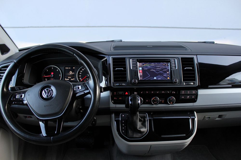 VOLKSWAGEN Multivan 2016 — imagine 5